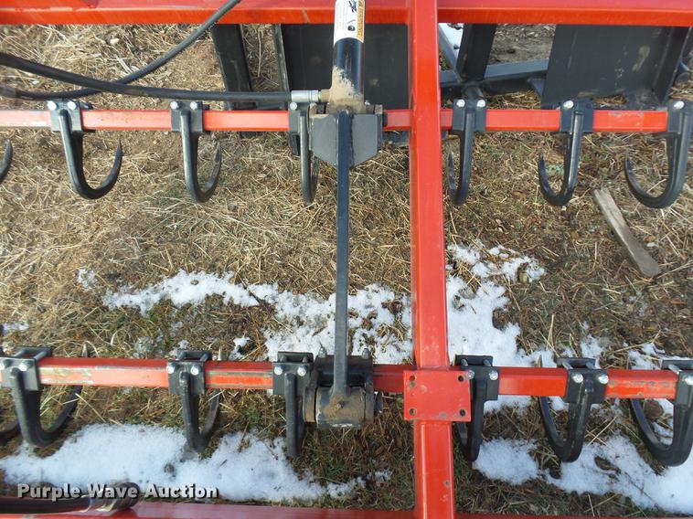 image for item DR9193 Steffen Systems 5510 hay grapple skid steer attachment