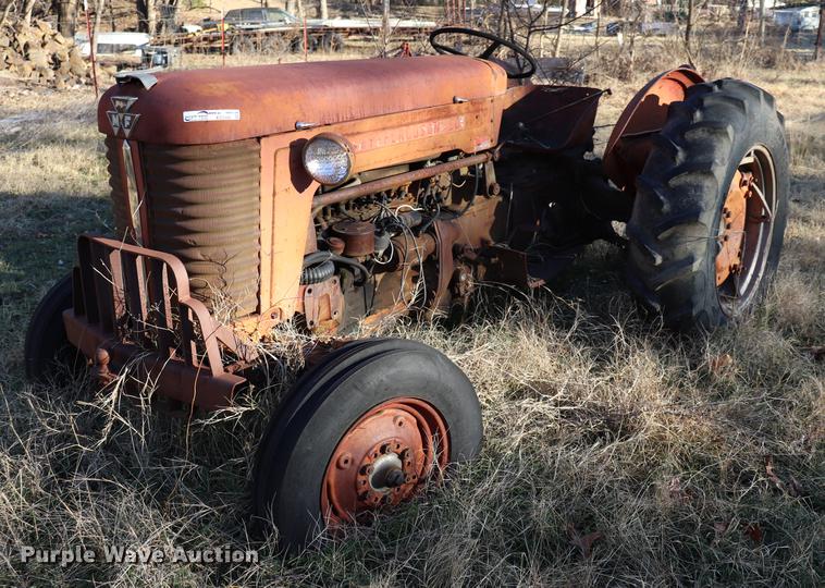 image for item EC9306 Massey-Ferguson SMG50 tractor