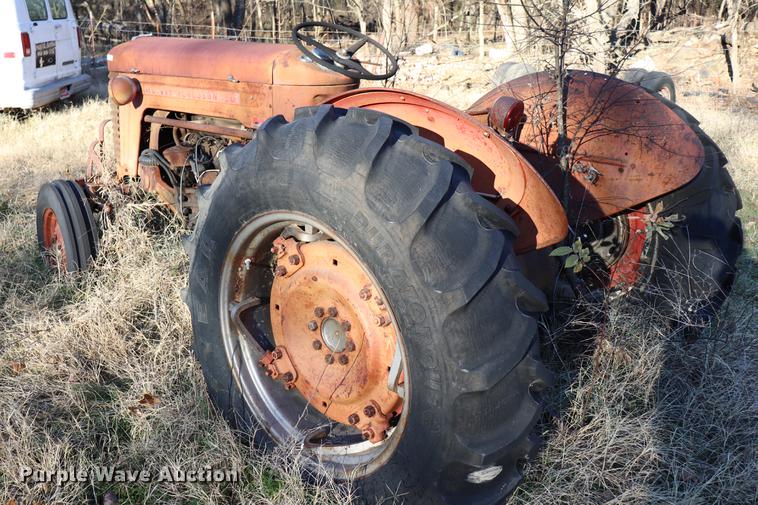 image for item EC9306 Massey-Ferguson SMG50 tractor
