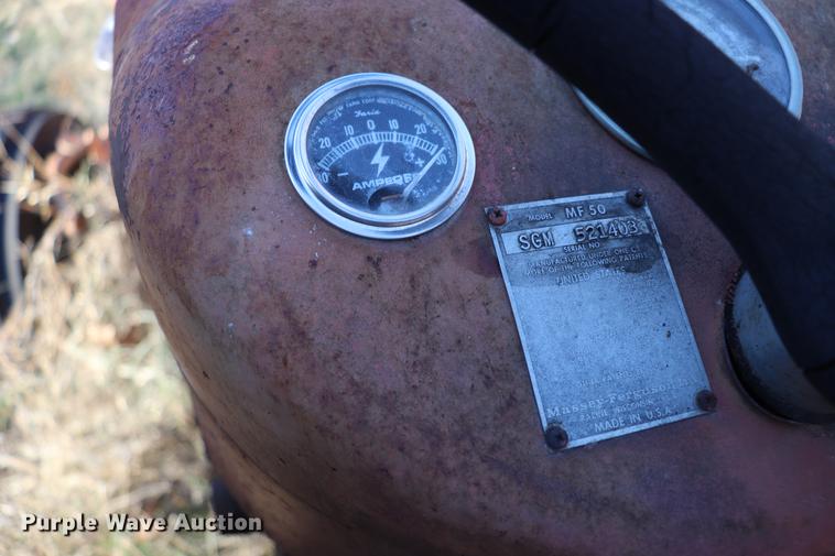 image for item EC9306 Massey-Ferguson SMG50 tractor