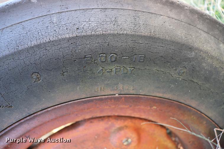 image for item EC9306 Massey-Ferguson SMG50 tractor