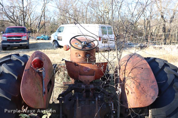 image for item EC9306 Massey-Ferguson SMG50 tractor