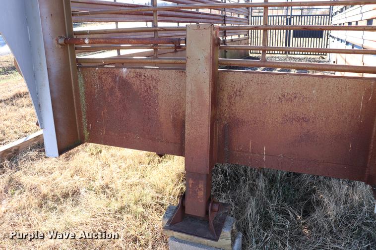 image for item EC9307 Shop built livestock trailer