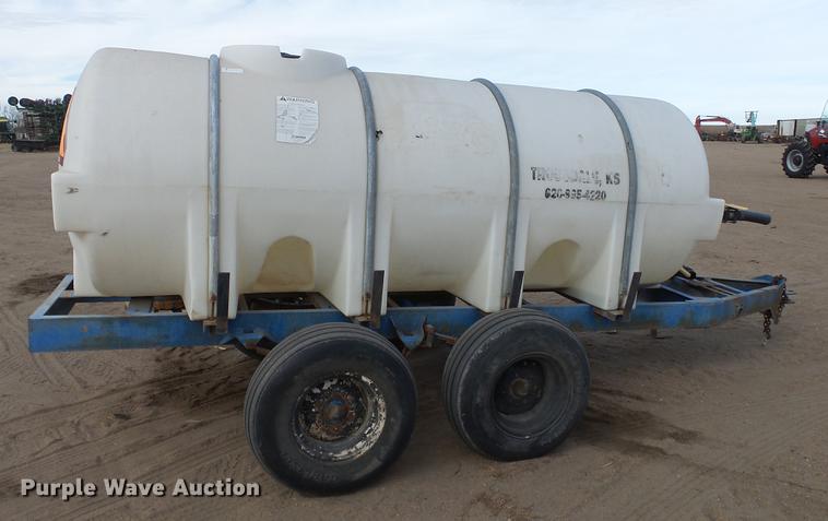 image for item EC9534 Fertilizer trailer