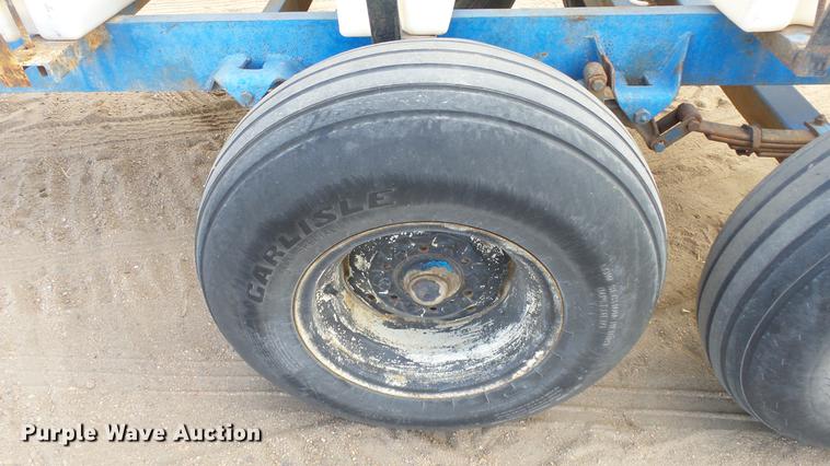 image for item EC9534 Fertilizer trailer