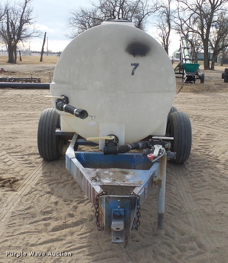 image for item EC9535 Fertilizer trailer