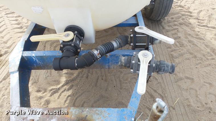 image for item EC9535 Fertilizer trailer