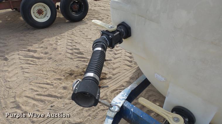 image for item EC9535 Fertilizer trailer