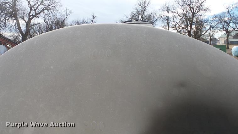 image for item EC9535 Fertilizer trailer