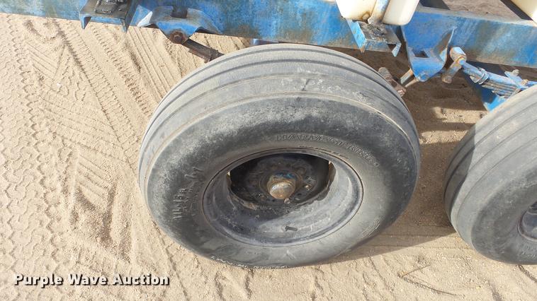 image for item EC9535 Fertilizer trailer