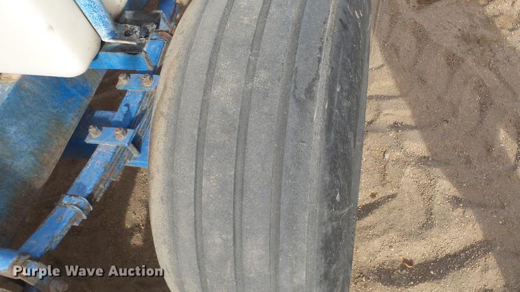 image for item EC9535 Fertilizer trailer