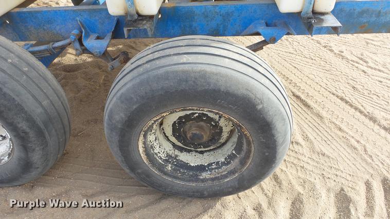 image for item EC9535 Fertilizer trailer