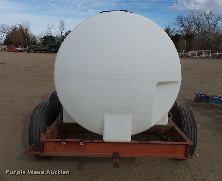 image for item EC9536 Fertilizer trailer
