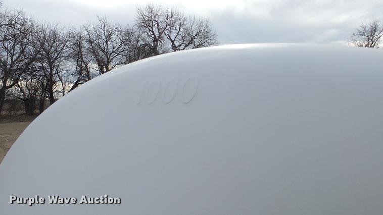 image for item EC9536 Fertilizer trailer