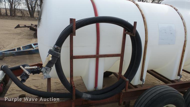 image for item EC9536 Fertilizer trailer