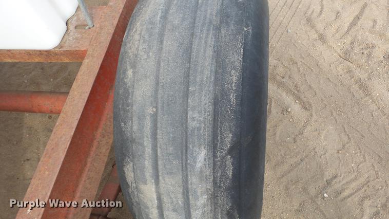 image for item EC9536 Fertilizer trailer