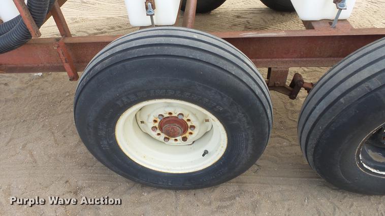 image for item EC9536 Fertilizer trailer
