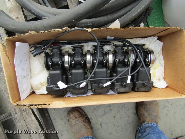 image for item EH9525 Flow control valve and fittings