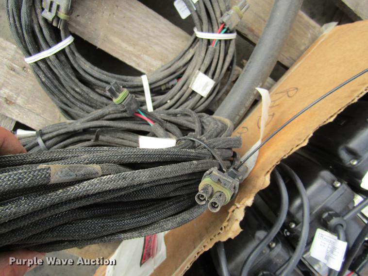 image for item EH9525 Flow control valve and fittings