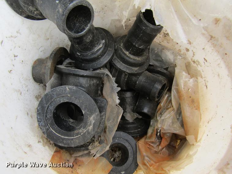 image for item EH9525 Flow control valve and fittings