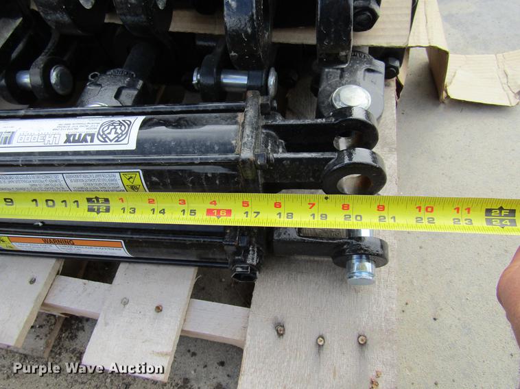 image for item EH9527 (18) hydraulic cylinders