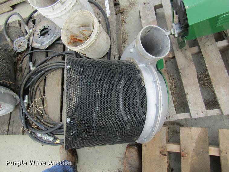 image for item EH9530 (2) fan assemblies