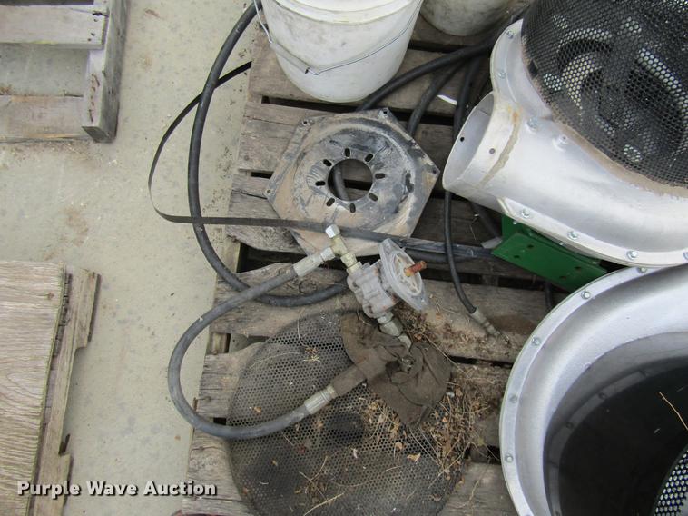 image for item EH9530 (2) fan assemblies