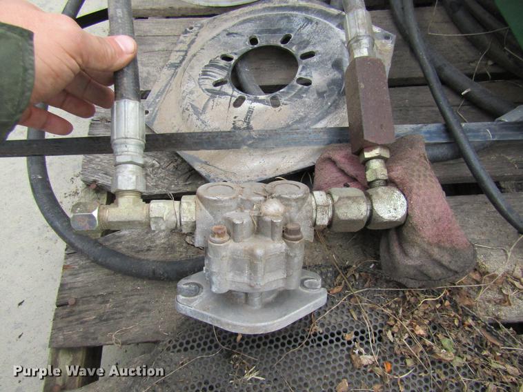 image for item EH9530 (2) fan assemblies