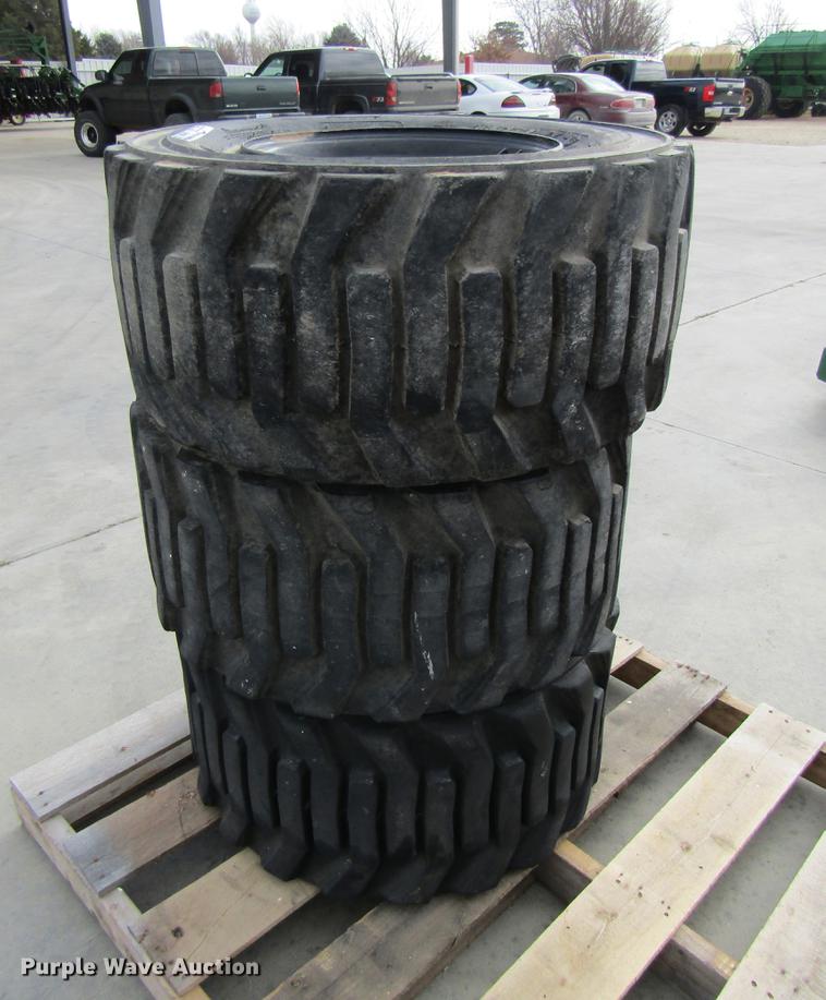 image for item EH9565 (3) Titan 33x15.50-16.5 tires