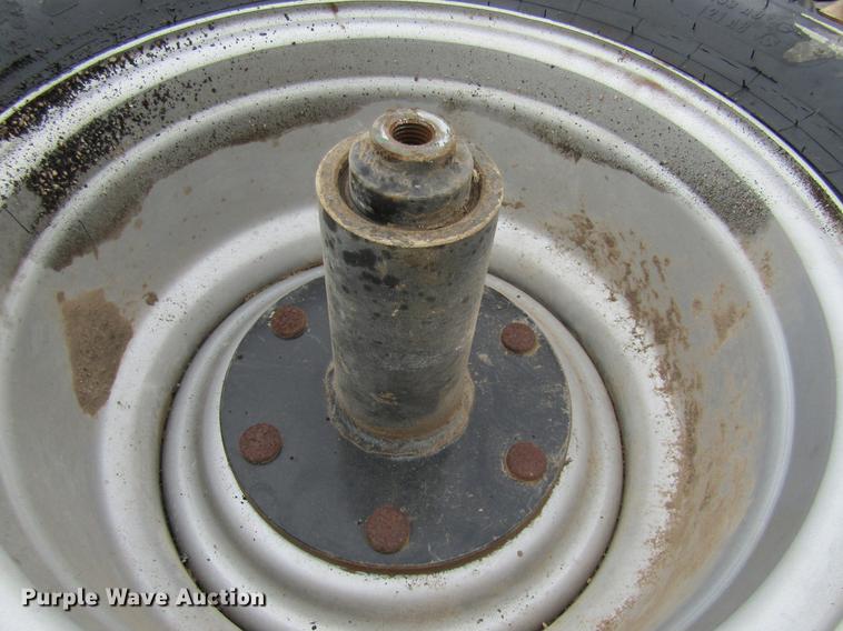 image for item EH9573 (3) Trelleborg 420/55-17 implement tires