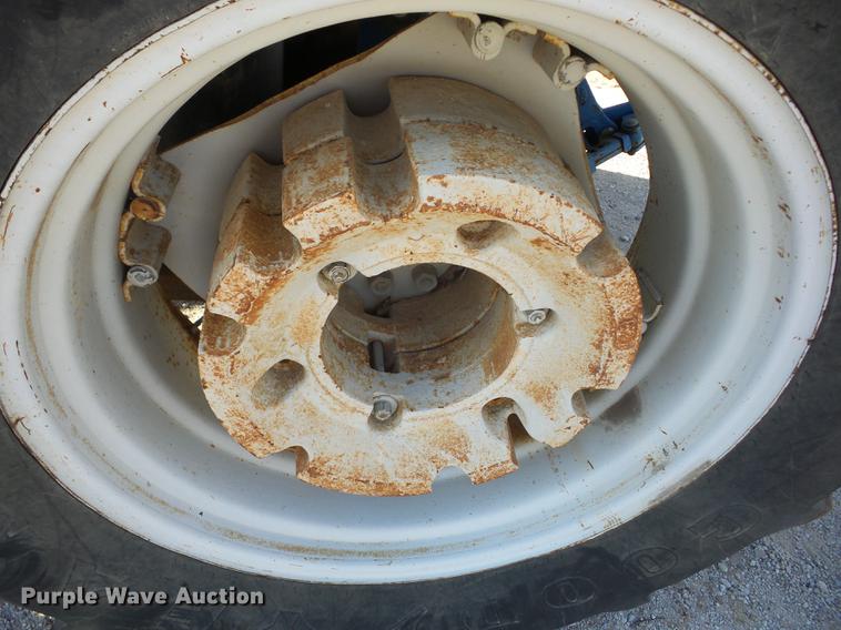 image for item K6296 Ford 6640 tractor