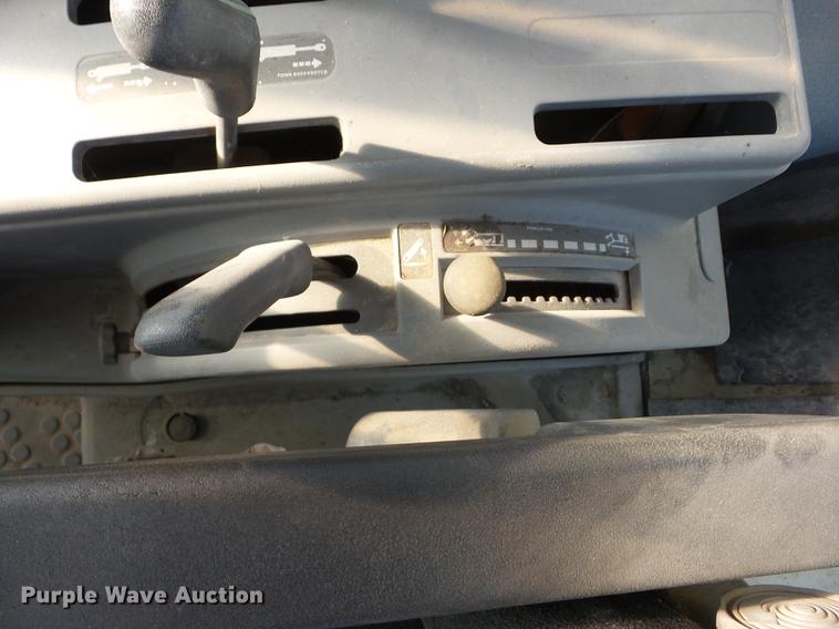 image for item K6296 Ford 6640 tractor