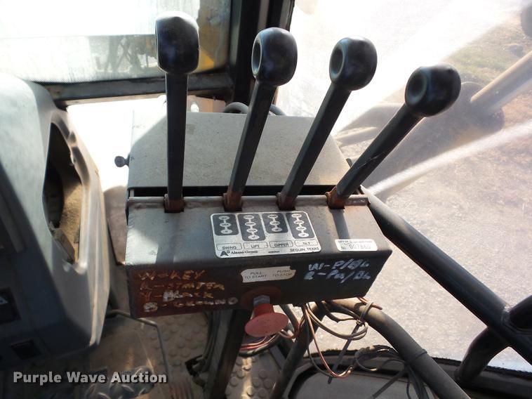 image for item K6296 Ford 6640 tractor