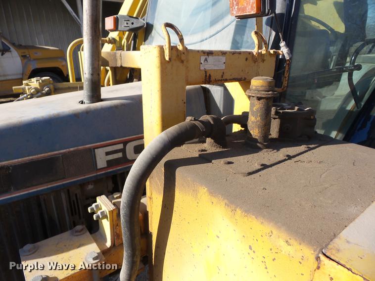 image for item K6296 Ford 6640 tractor