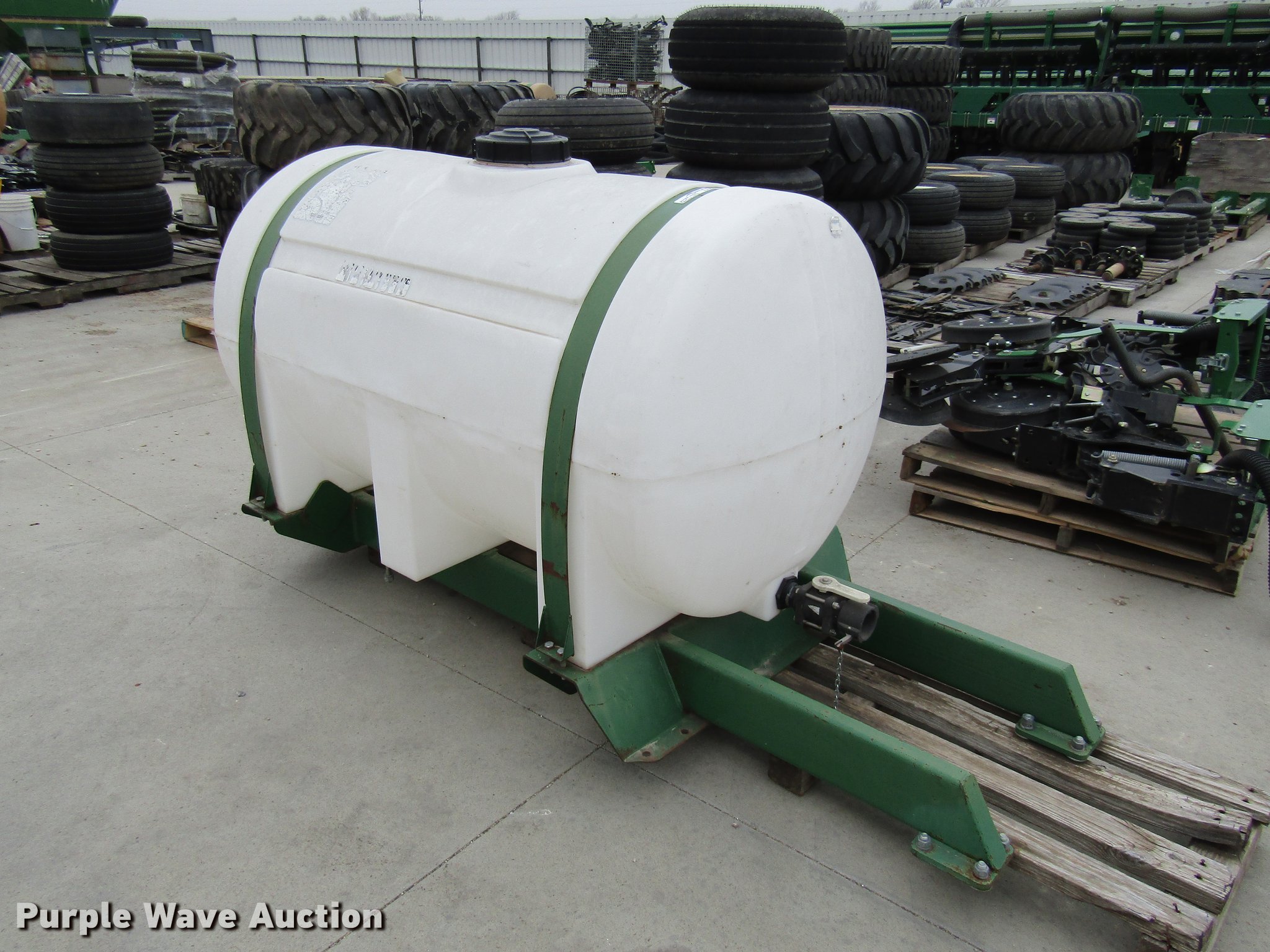 300 gallon poly tank with frame in Assaria, KS Item EH9570 sold Purple Wave