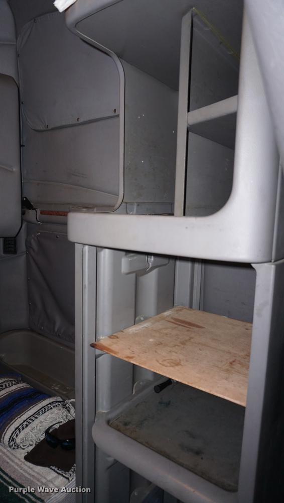 image for item DB0329 2010 Peterbilt 387 semi truck