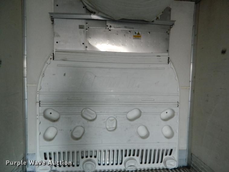 image for item DB1213 2005 Utility refrigerated van trailer