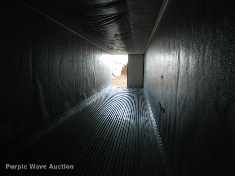 image for item DB1213 2005 Utility refrigerated van trailer