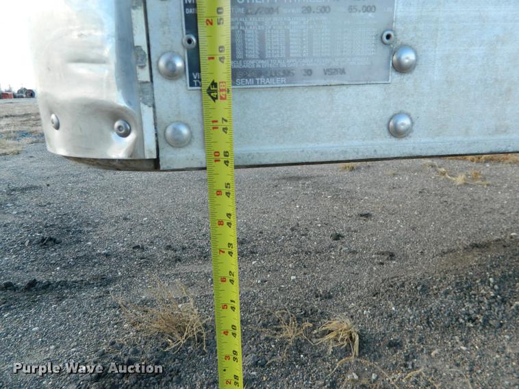 image for item DB1213 2005 Utility refrigerated van trailer