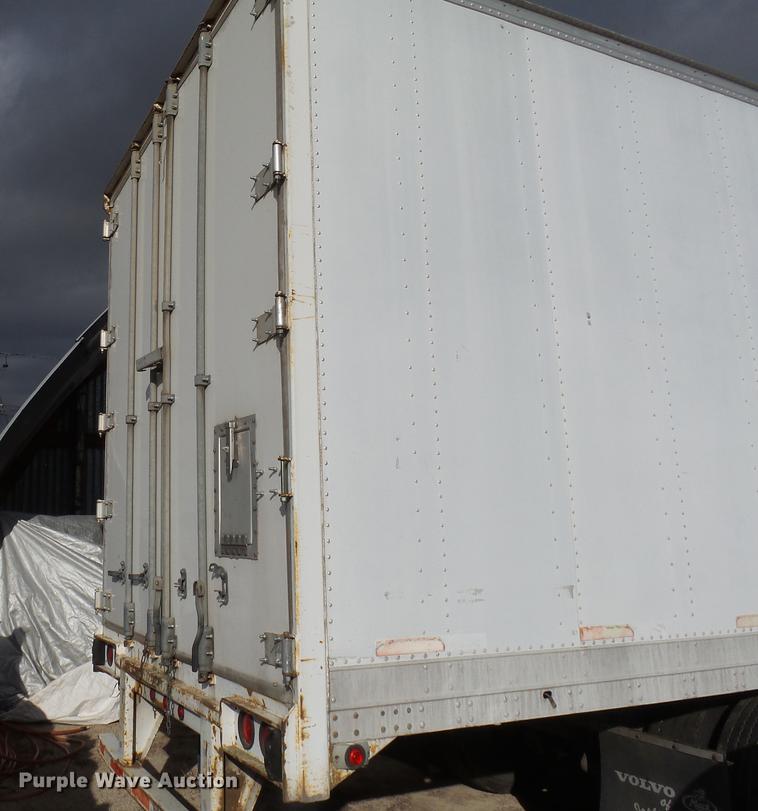 image for item DB6227 1998 Stoughton AVW-533T-S-C-AR dry van trailer