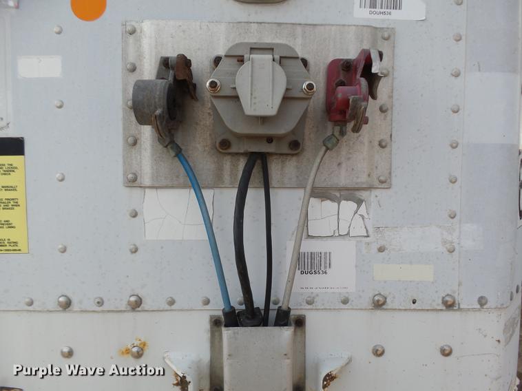 image for item DB6227 1998 Stoughton AVW-533T-S-C-AR dry van trailer