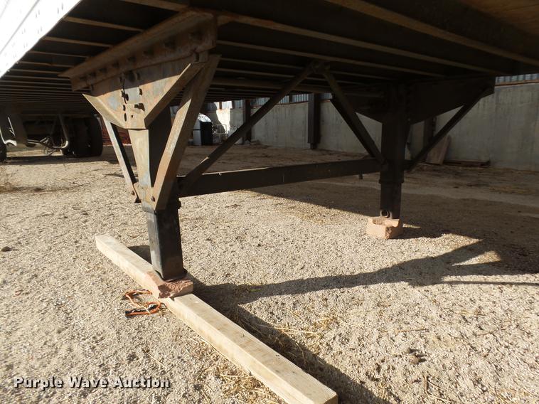 image for item DB6227 1998 Stoughton AVW-533T-S-C-AR dry van trailer