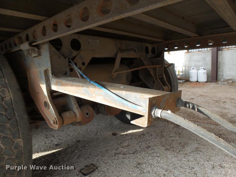 image for item DB6227 1998 Stoughton AVW-533T-S-C-AR dry van trailer