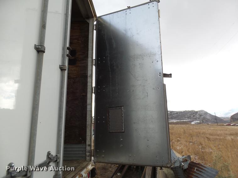 image for item DB6227 1998 Stoughton AVW-533T-S-C-AR dry van trailer