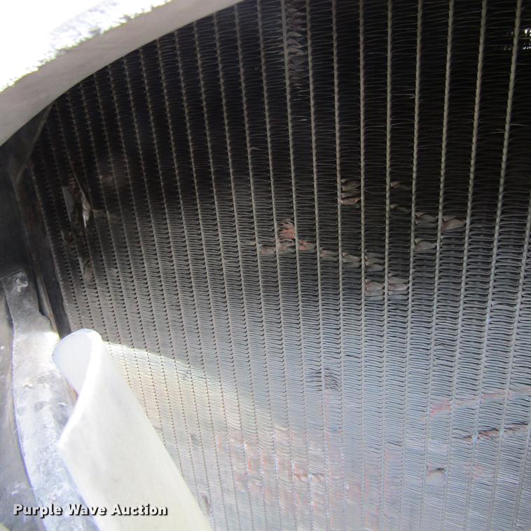 image for item DC0004 2001 Kenworth W900B semi truck