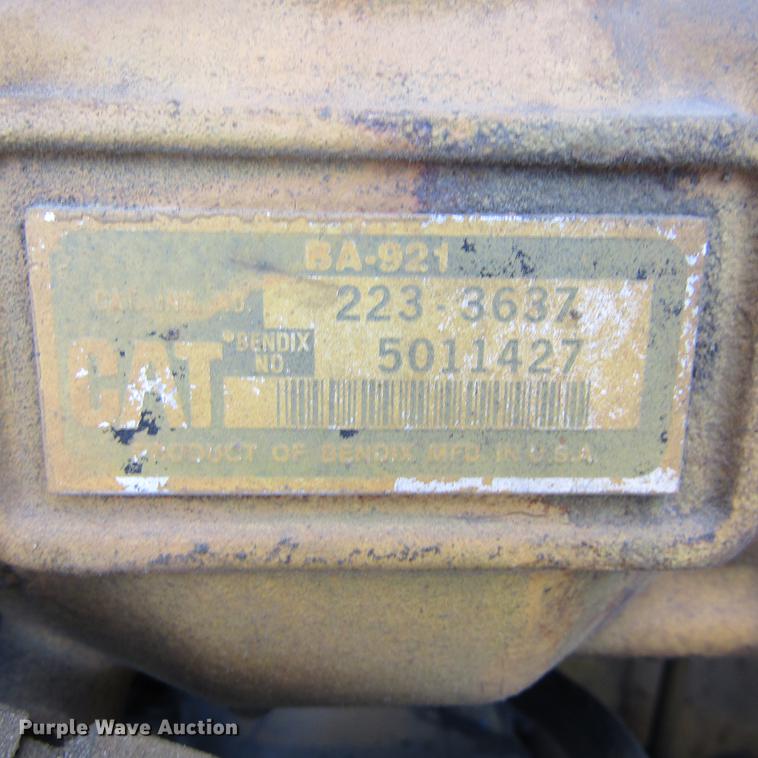 image for item DC0004 2001 Kenworth W900B semi truck