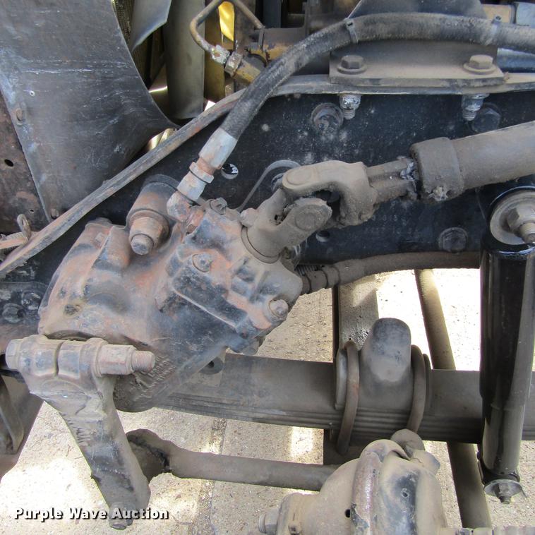 image for item DC0004 2001 Kenworth W900B semi truck