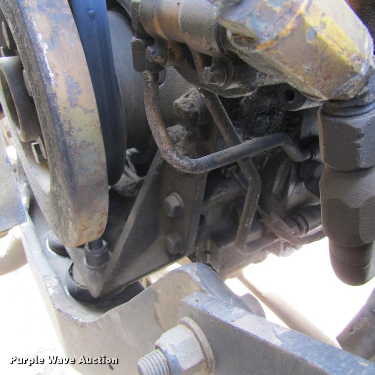 image for item DC0004 2001 Kenworth W900B semi truck