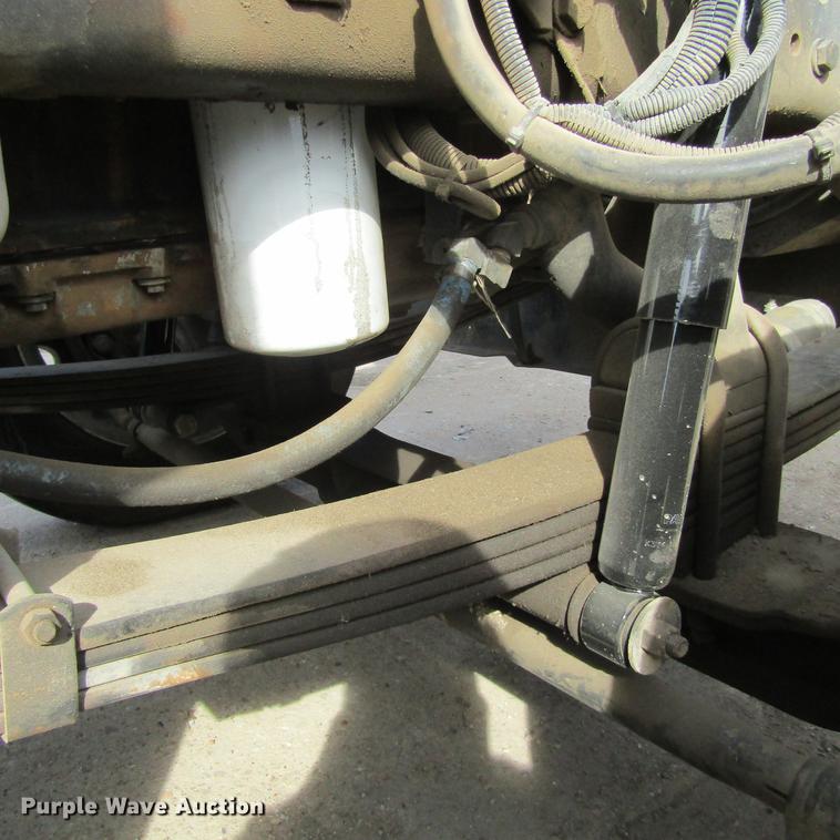 image for item DC0004 2001 Kenworth W900B semi truck