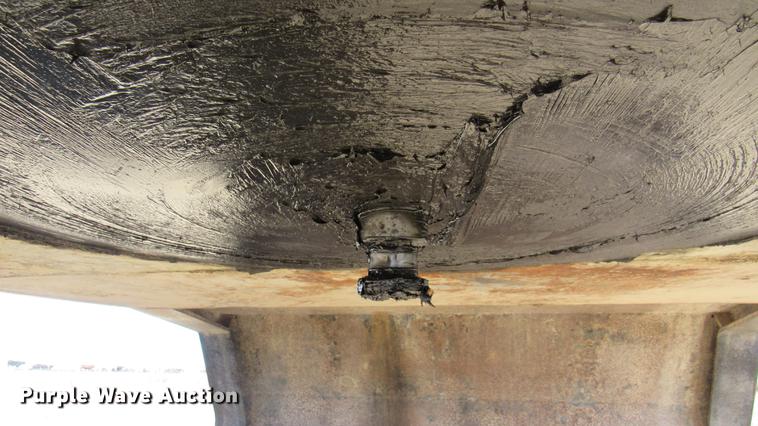 image for item DC2191 2003 Waltron lowboy equipment trailer